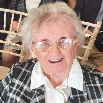 Photo of Mollie TAYLOR