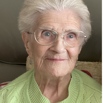 Notice Gallery for Beryl BANKS