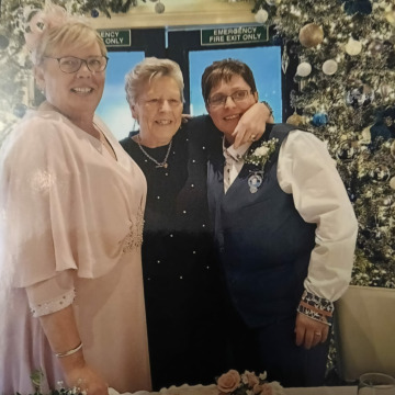 Notice Gallery for Beryl THROWER