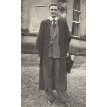 Photo of Harry HEANEY