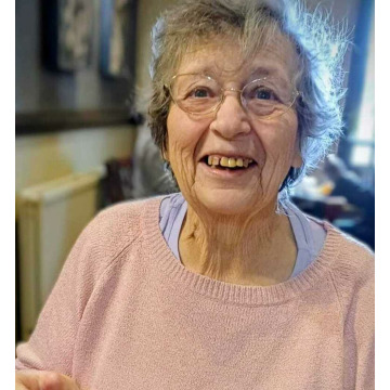 Photo of June Margaret MEREDITH