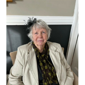 Photo of Beryl ROWLANDS