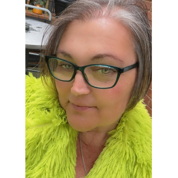 Photo of Karina SHEPHARD