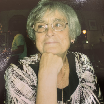Notice Gallery for Patricia ROBERTS