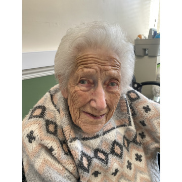 Photo of Winifred Joyce PARVIN