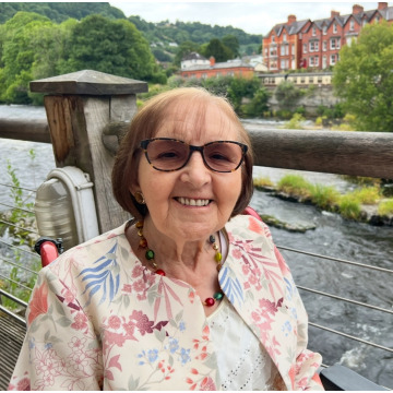 Photo of Vera MAUDSLEY