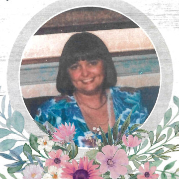 Photo of Carol GILLETT