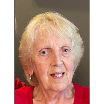 Photo of Loraine GREEN