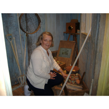 Notice Gallery for Angela TAYLOR