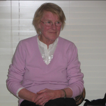 Photo of Julie ROAST