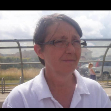 Photo of Lynne JONES