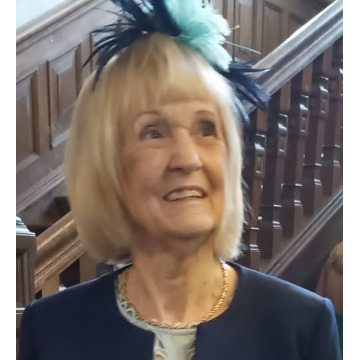 Notice Gallery for Patricia AYRE