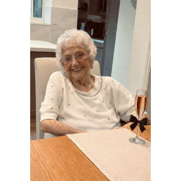 Notice Gallery for Eunice PICKERING