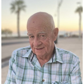 Photo of Neil DIVER