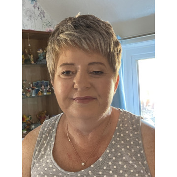 Photo of Amanda FORD - (SALTBURN)