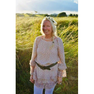 Photo of Donna HUGHES (MCPHERSON)