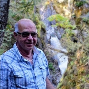 Notice Gallery for Roger Charles MUGFORD