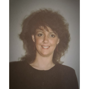 Photo of Debra DE LA HAY