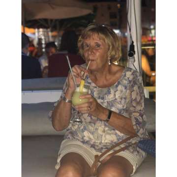 Notice Gallery for Eileen CALLANDER