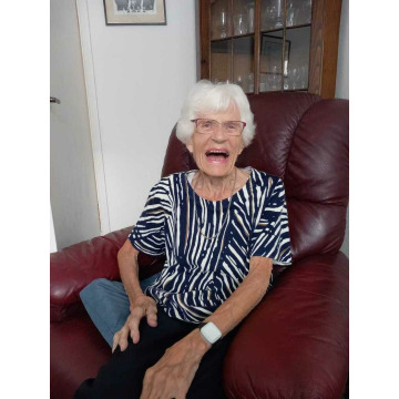 Notice Gallery for Shirley Moira MATHIESON