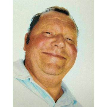 Photo of Geoff MILLER