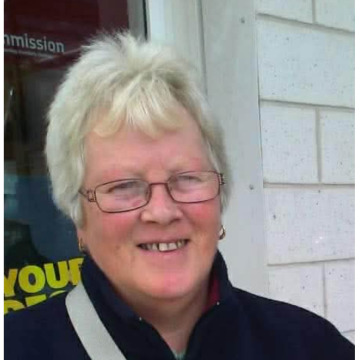 Photo of Valerie (Val) THOMAS