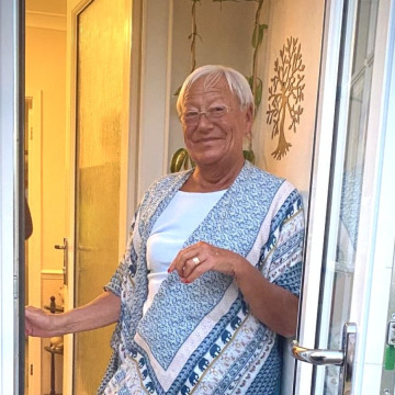 Photo of Pam HORTON