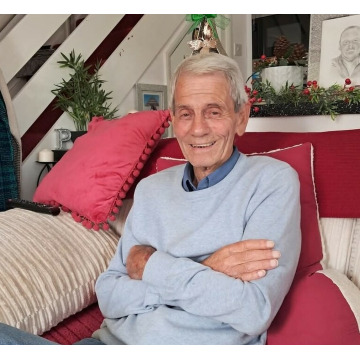 Photo of Robert John IZZARD