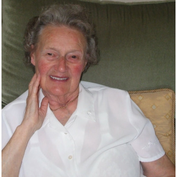 Photo of Gladys BATES