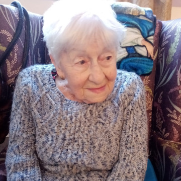 Photo of Nora GRIFFITH