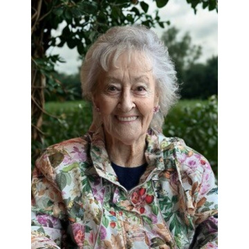 Photo of Betty ELLIOTT