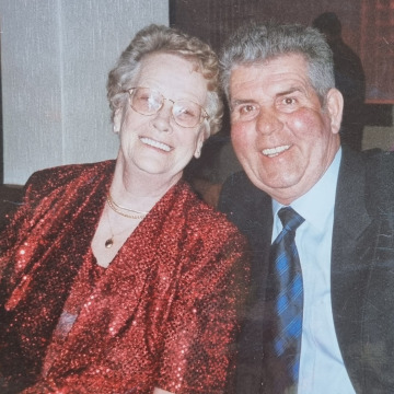 Photo of Liz & Al MCDOWALL