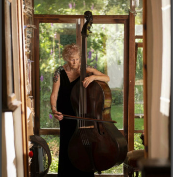 Photo of Bronwen NAISH