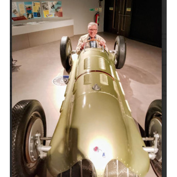 Photo of Alan HILLMAN