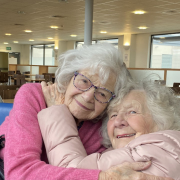 Photo of Joan Lily HOLMES