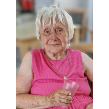 Photo of Maureen Mary THORNE