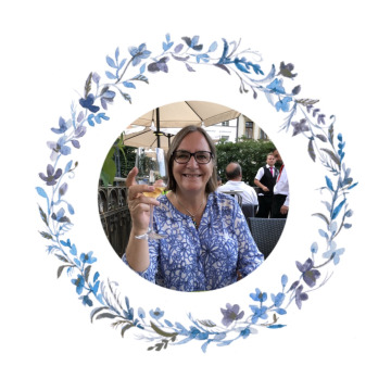 Photo of Lynn MEREDITH