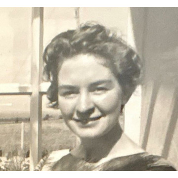 Photo of Gwyneth KISSACK