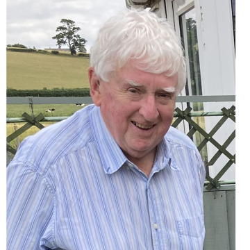 Photo of Reverend Meirion THOMAS