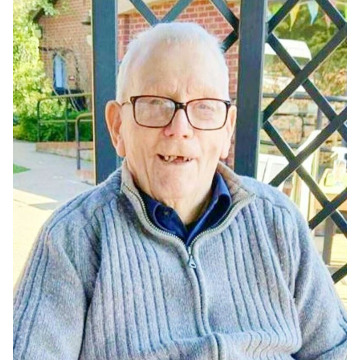 Photo of Andrew MORRISON