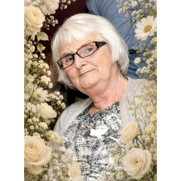 Photo of Kay HULLETT