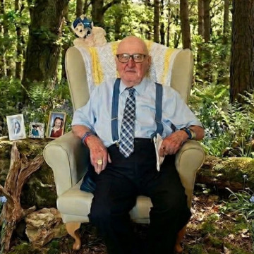 Photo of Charles Morris THOMPSON