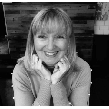 Photo of Jacqueline MOWER