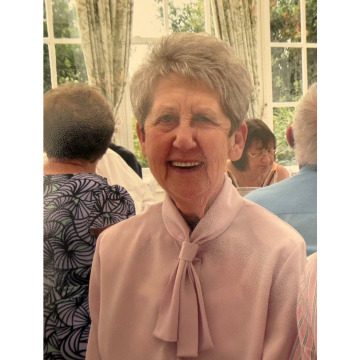 Photo for notice Mavis OLIVER