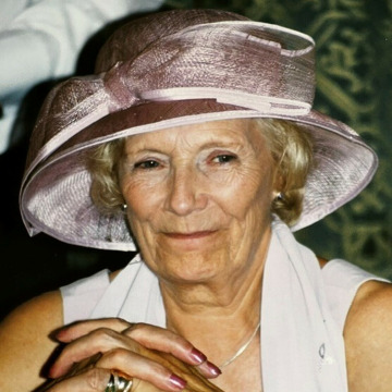Photo of Beryl Joan WINTLE