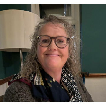 Photo of Karen THOMAS