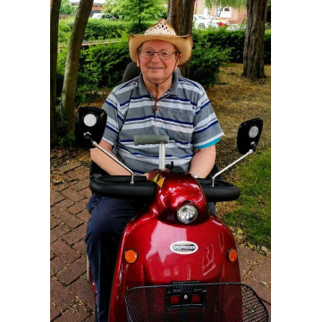 Photo of Bernard TITTERTON