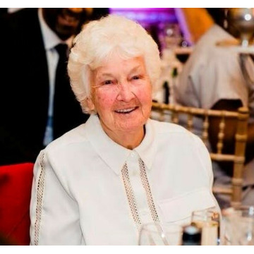 Photo of Joan FOX