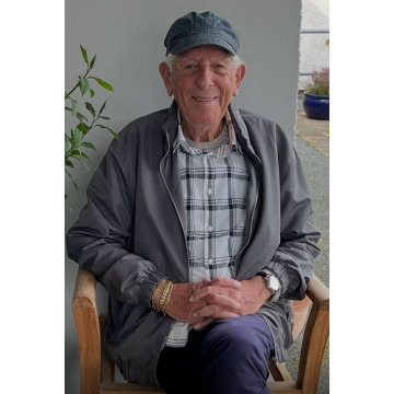 Photo of Hughie JONES
