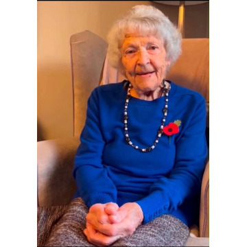 Photo of Thelma Patricia GAY (DEEBLE)